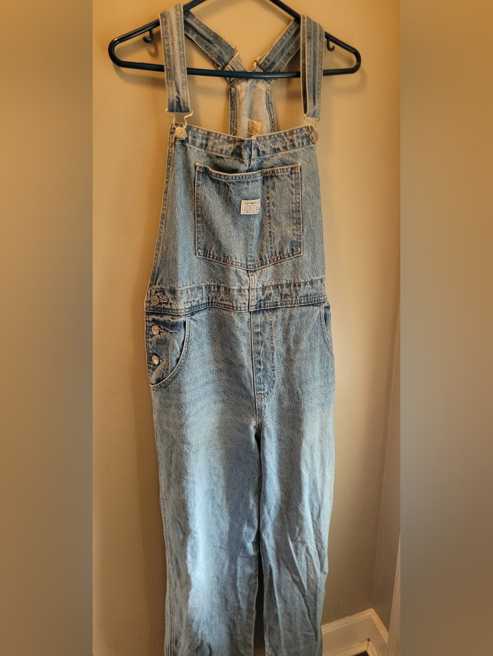Levi's Light Blue Denim Overalls - Classic Women's Jeans Overalls